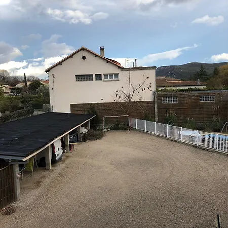 Les Fleurs Bleues Hotel 3*