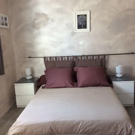 Les Fleurs Bleues Hotel 3*