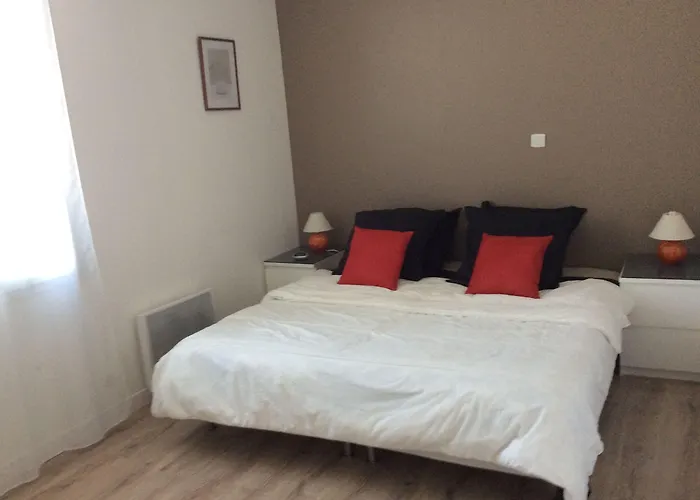 Les Fleurs Bleues Hotell 3*