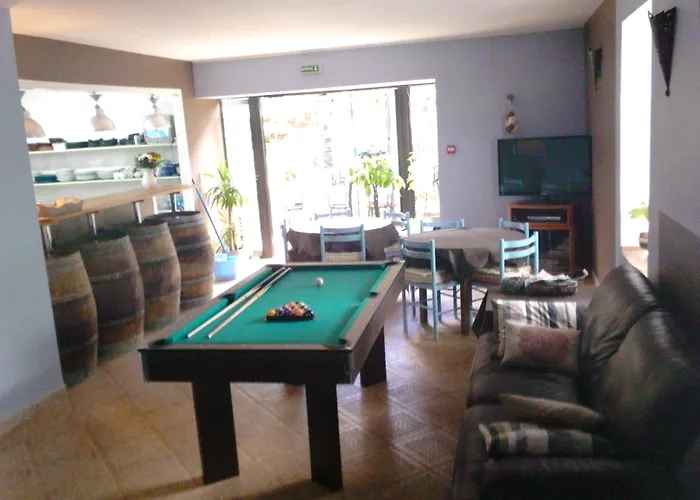 Les Fleurs Bleues 3*