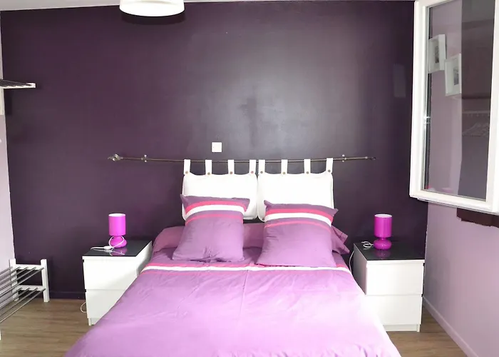 Les Fleurs Bleues 3*